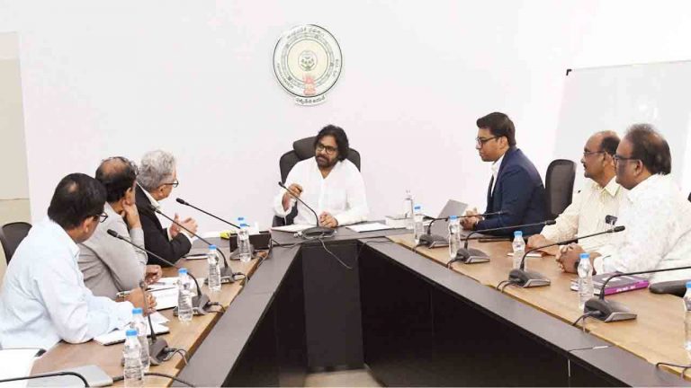 Pawan Kalyan: పటిష్టంగా గ్రామీణ రహదారులు.. ఏఐఐబీ బ్యాంకు సహాయంతో పల్లెల్లో పక్కా రోడ్లు