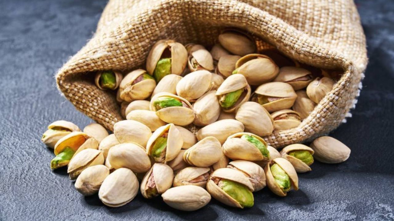 Pistachio: పిస్తా తెగ తినేస్తున్నారా..? ప్రయోజనాలే కాదు ఇబ్బందులు కూడా తప్పవు సుమీ..