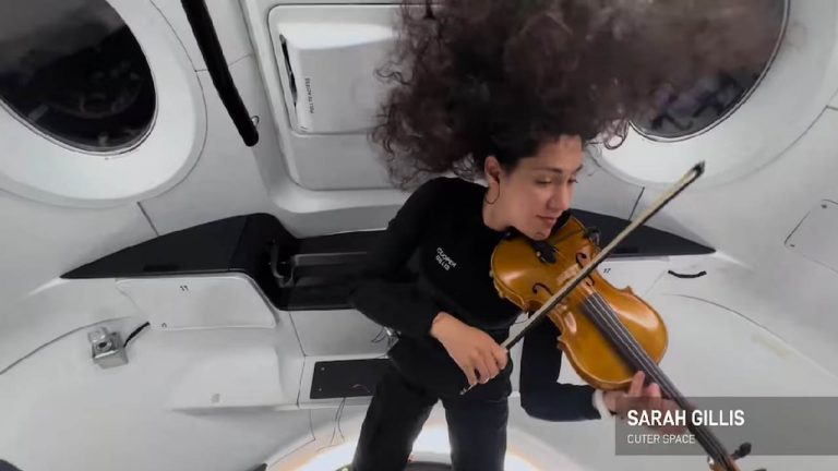 Polaris Dawn Astronaut: అంతరిక్షంలో వయోలిన్ వాయించిన వ్యోమగామి.. వీడియో వైరల్