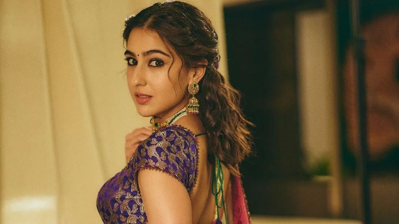 Sara Ali Khan: జాన్వీ కపూర్ బాటలో సారా అలీ ఖాన్.. సరైన కథ కోసం ఎదురుచూపు!