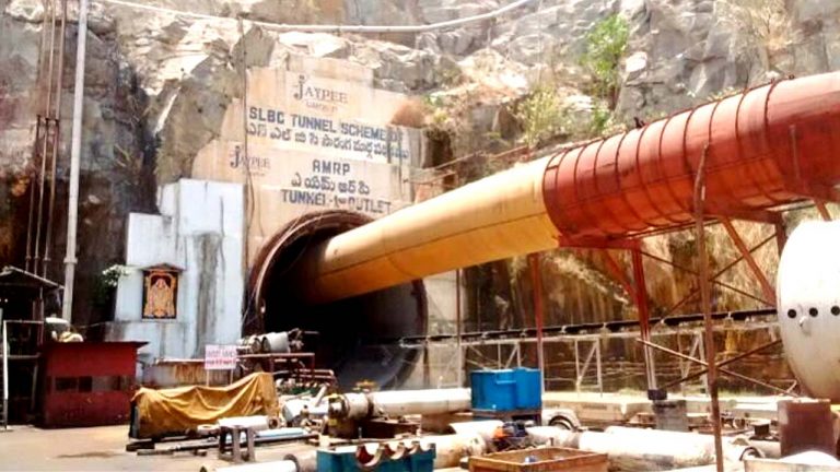 South Telangana Project: నేడు పెండింగ్ ప్రాజెక్ట్ లపై మంత్రుల సమీక్ష..