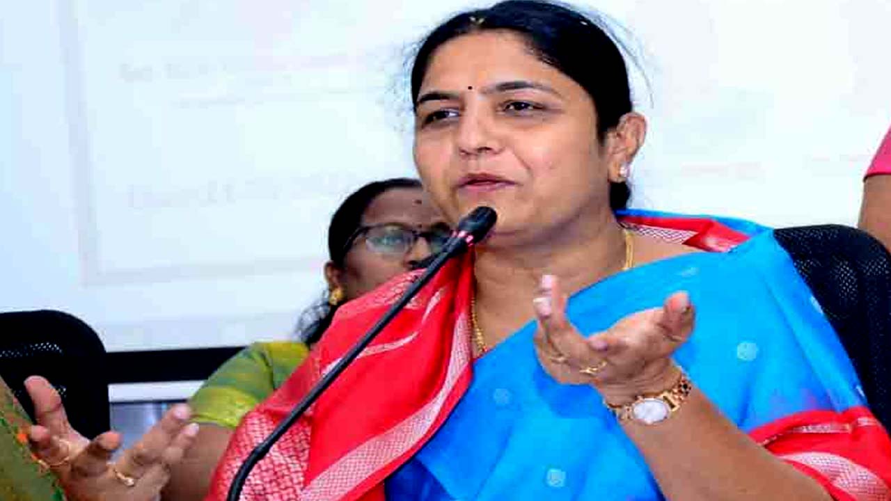 Sunitha Laxma Reddy: మాపై హత్యాయత్నం చేశారు.. సునీతా లక్ష్మారెడ్డి కీలక వ్యాఖ్యలు