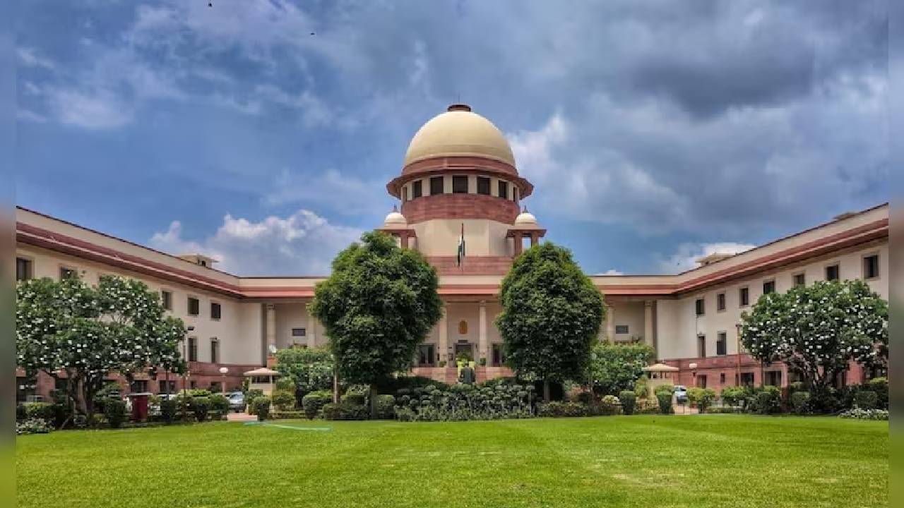Supreme Court: కోల్‌కతా వైద్యురాలి పేరు, ఫోటోని తొలగించండి.. వికీపీడియాకు సుప్రీం ఆదేశం..