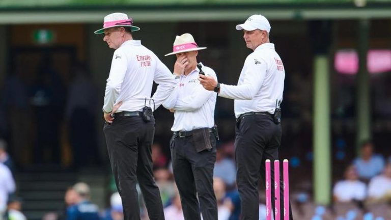 No Third Umpire: థర్డ్ అంపైర్ లేకుండానే టీ20 సిరీస్.. ఇదెక్కడి విడ్డూరం..!