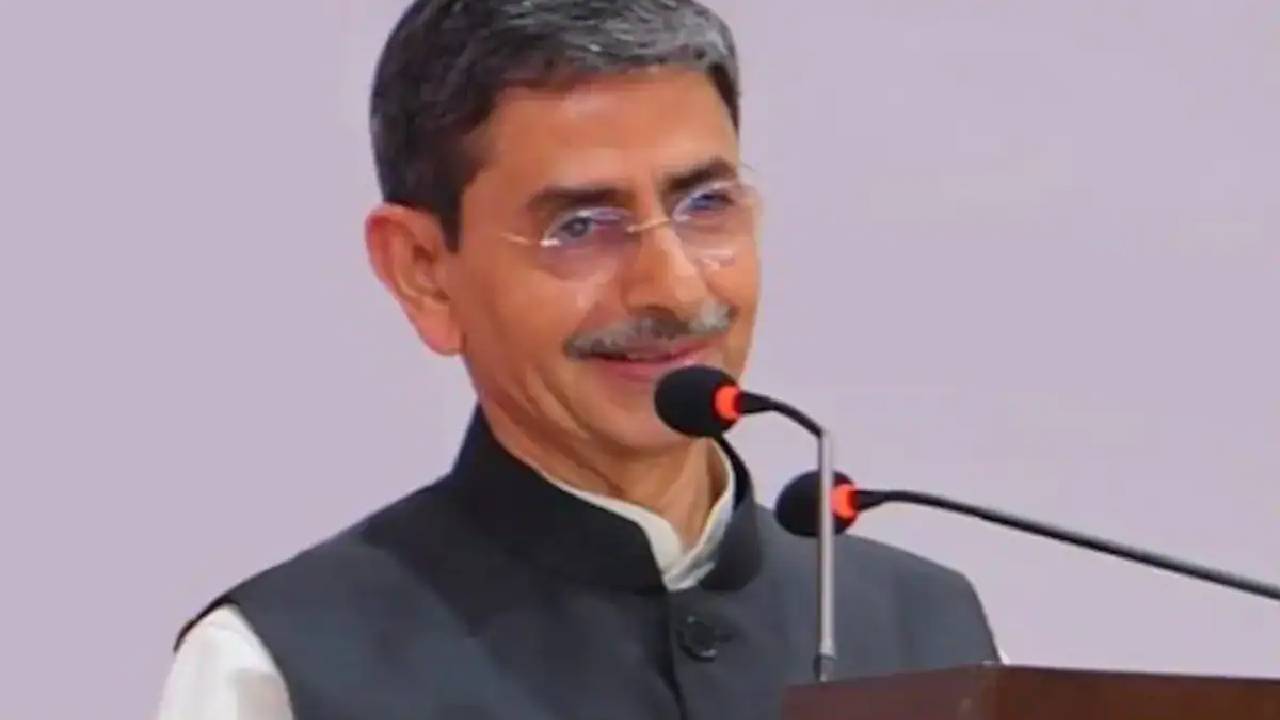 Tamil Nadu Governor: ‘‘సెక్యులరిజం’’తో భారత్‌కి ఏం సంబంధం.. గవర్నర్ వ్యాఖ్యలపై దుమారం..