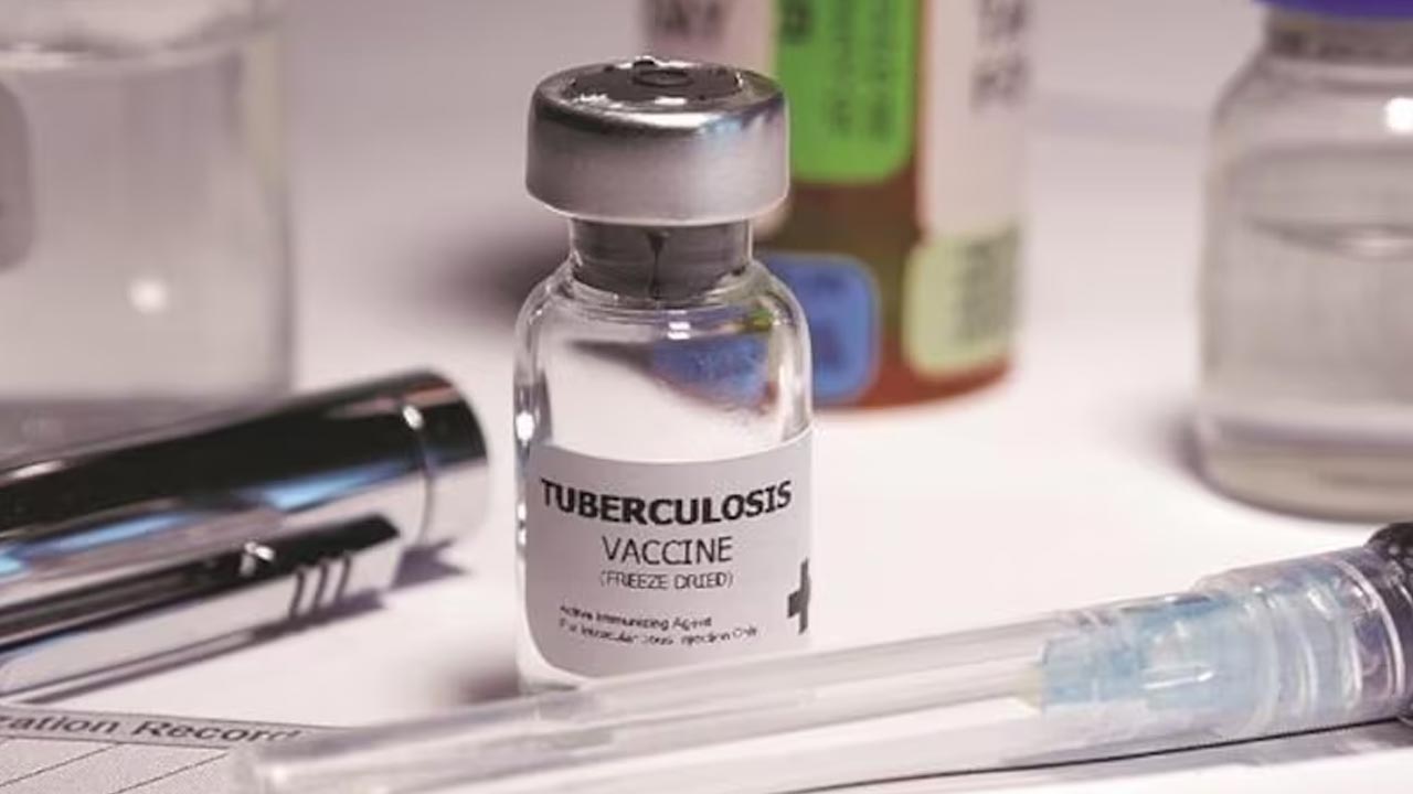 Vaccines: టీబీ నుంచి డెంగ్యూ వరకూ టీకాలు.. 8 కొత్త వ్యాక్సిన్‌ల పరీక్షకు పర్మిషన్..!