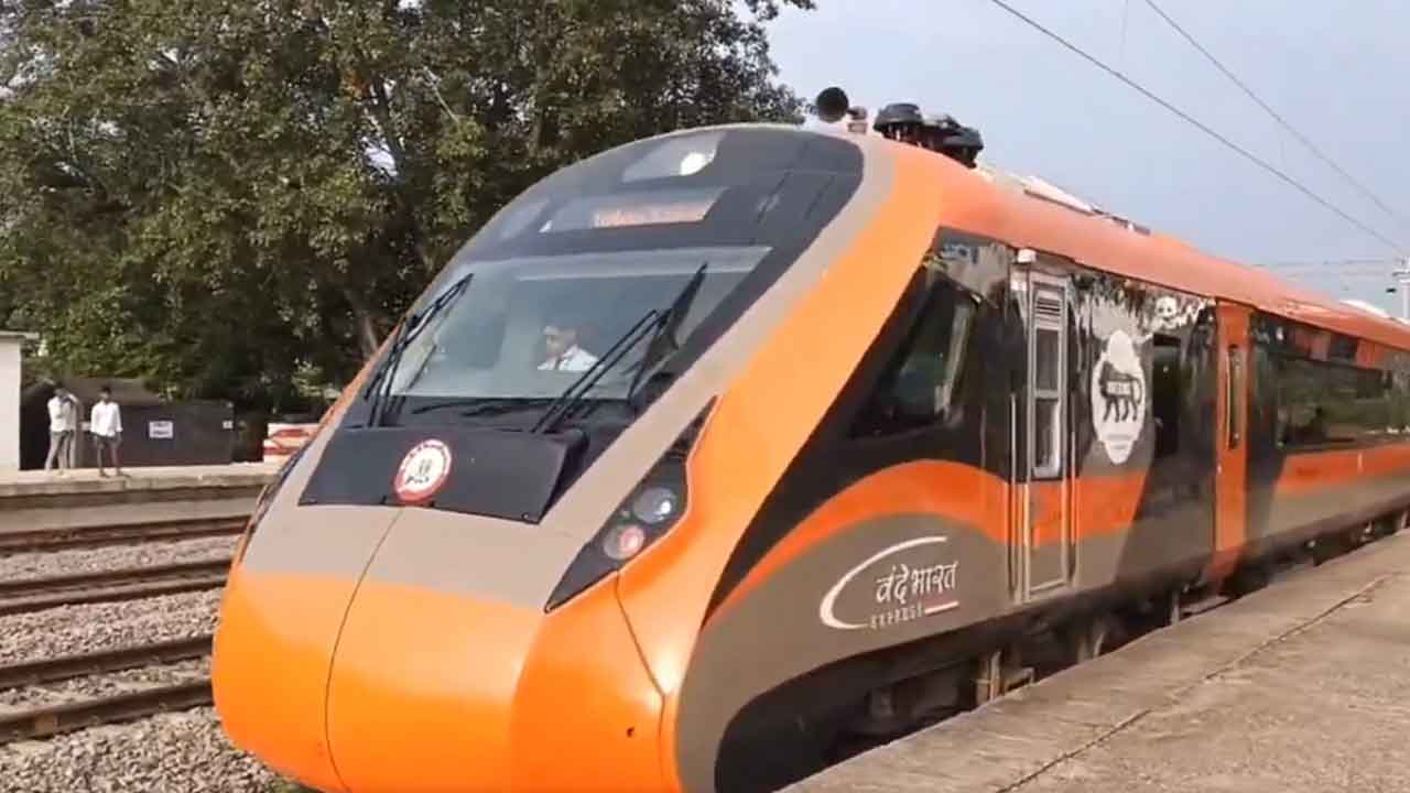 Ram Mohan Naidu: విశాఖ-దుర్గ్‌ వందేభారత్‌ రైలును ప్రారంభించిన కేంద్ర మంత్రి