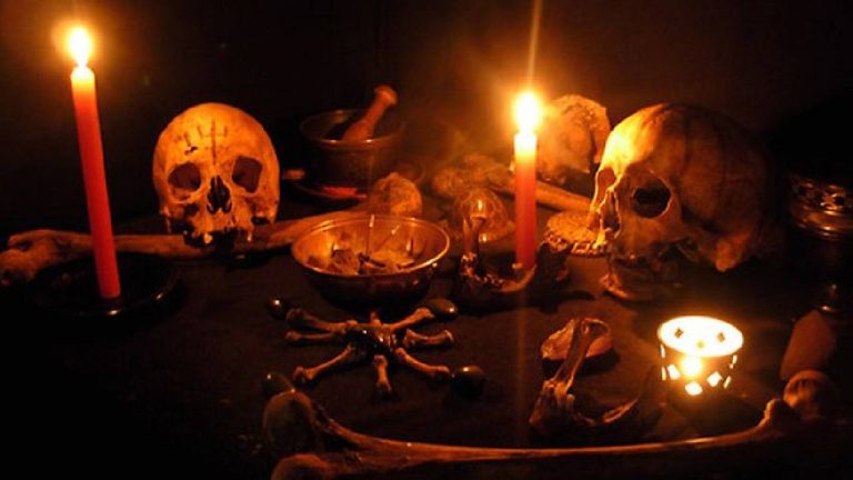 Horrifying incident: చేతబడి అనుమానం.. ఒకే కుటుంబంలోని ఐదుగురి హత్య..