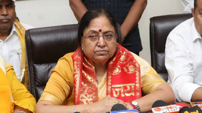 Wolf attacks: ‘‘తోడేళ్లు ప్రభుత్వం కన్నా తెలివైనవా..?’’ దాడులపై యూపీ మంత్రి అర్థం లేని మాటలు..