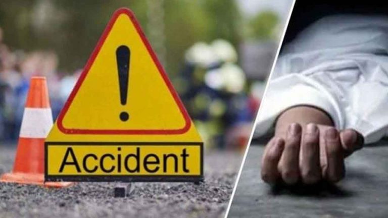 Road Accidents: అర్ధరాత్రి ఘోర రోడ్డు ప్రమాదాలు.. ఎనిమిది మంది దుర్మరణం