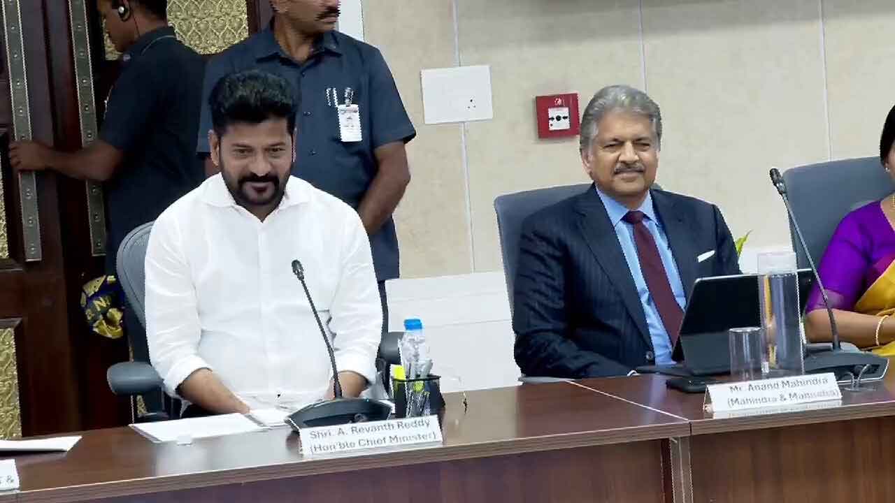 CM Revanth Reddy : మంచి విజన్ ఉన్న నాయకుడు సీఎం రేవంత్ రెడ్డి… ఆనంద్‌ మహీంద్ర ప్రశంసలు