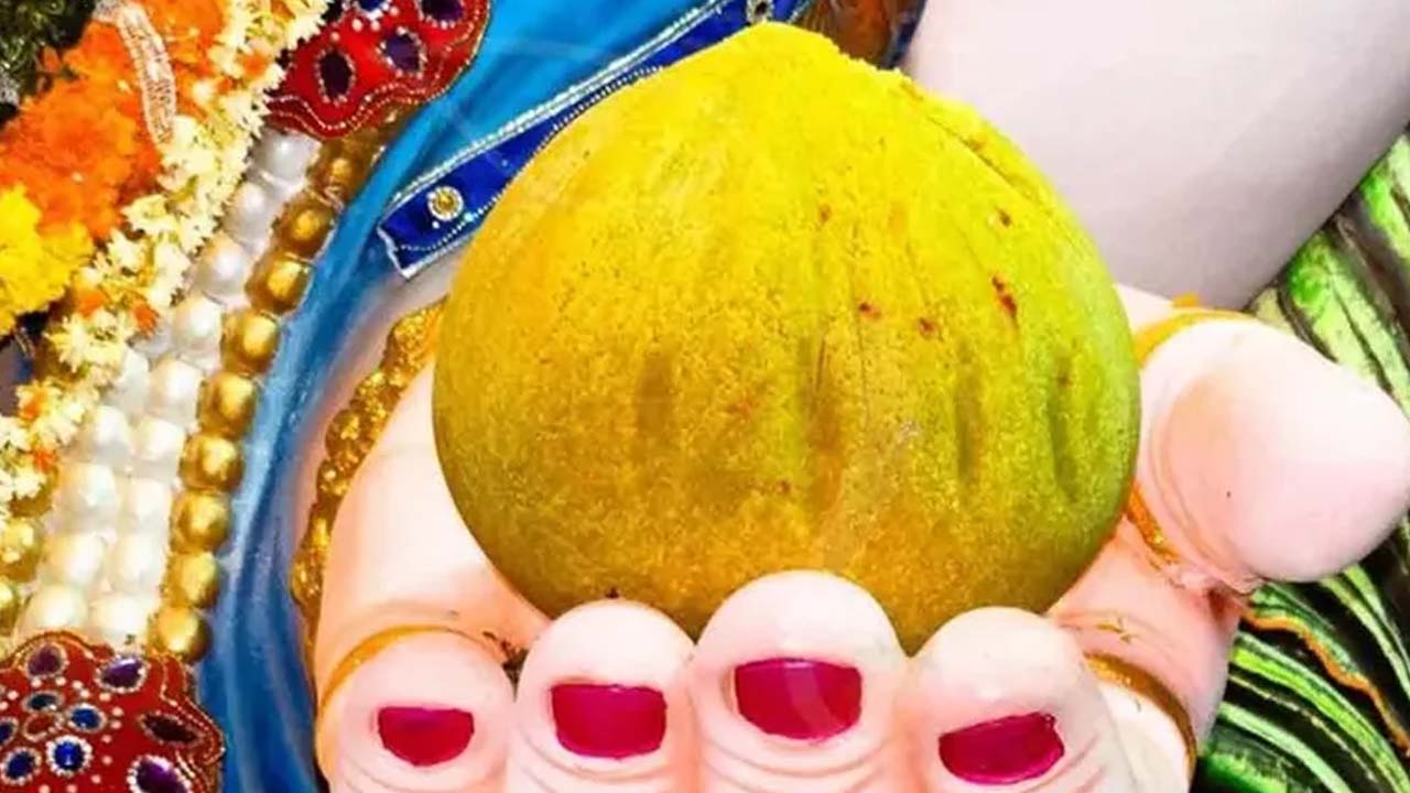 Bandlaguda Jagir: ఏకంగా రూ.1.87 కోట్లు పలికిన బండ్లగూడ గణేష్ లడ్డూ..!