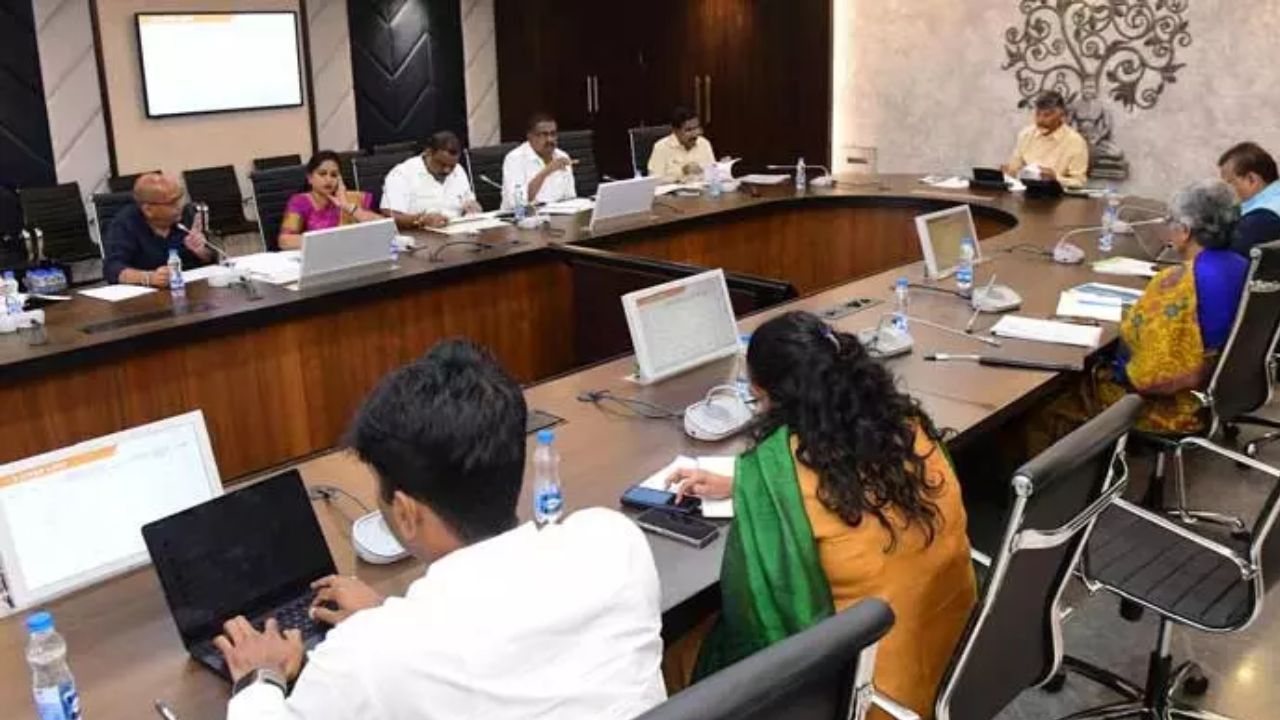 Chandrababu Naidu: వరదలతో నష్టపోయిన ప్రజలకు అందించే సాయంపై నేడే సీఎం చంద్రబాబు ప్రకటన..