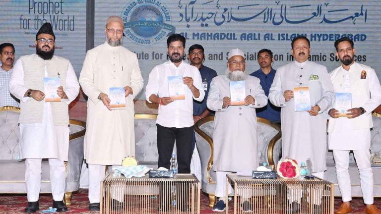 CM Revanth Reddy : పార్లమెంట్‌లో పేదల తరపున మాట్లాడే నేతలు తగ్గిపోయారు… 