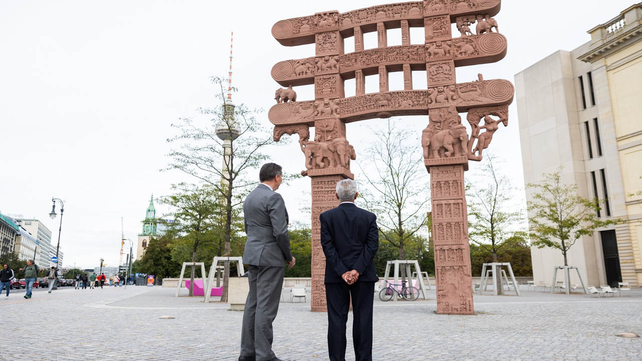 Germany: జర్మనీలో అశోక చక్రవర్తి అవశేషాలు.. పరిశీలించిన భారత విదేశాంగ మంత్రి