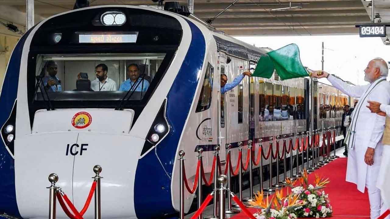 Vande Bharat: విశాఖకు ‘వందే భారత్‌’ రైళ్ల క్యూ.. ఎల్లుండి నుంచి మరో కొత్త సర్వీసు..