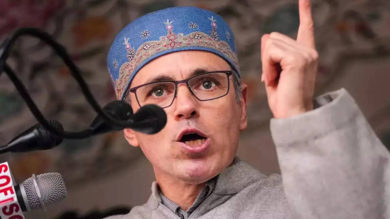 Omar Abdullah: రుబయ్యా సయీద్, IC 814 హైజాక్‌ విషయంలో మా నాన్నను ఒత్తిడి చేశారు..