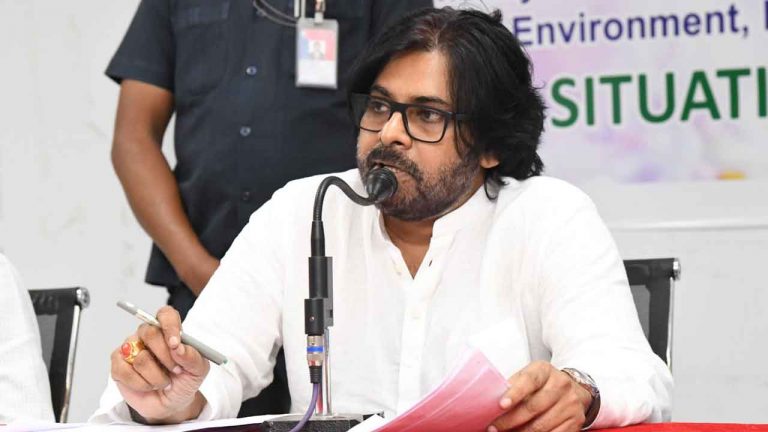 Pawan Kalyan Suffering With Viral Fever: పవన్‌ కల్యాణ్‌కు వైరల్ ఫీవర్‌.. జ్వరంతోనే బెజవాడలో పారిశుద్ధ్య నిర్వహణపై సమీక్ష