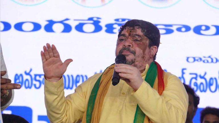 Ponnam Prabhakar : త్వరలో రేషన్ కార్డులు అందజేస్తాం