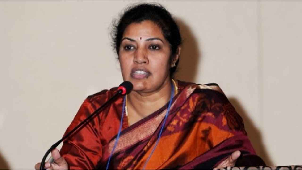 Daggubati Purandeswari: వరద సహాయ చర్యల్లో కేంద్రం పూర్తి స్థాయి సహకారం అందిస్తోంది..