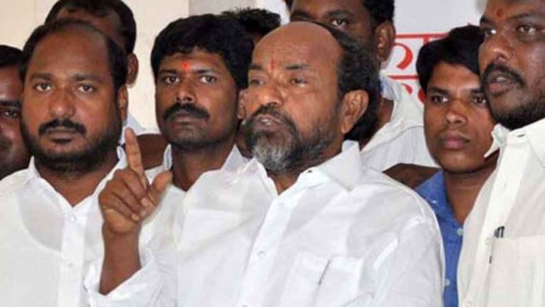 R Krishnaiah: బీసీలను ఓటు వేసే యంత్రాల్లా చూస్తున్నారు.. తప్ప సీట్లు ఇవ్వడం లేదు..