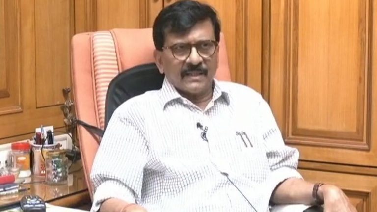 Sanjay Rout: పరువు నష్టం కేసులో శివసేన ఎంపీ సంజయ్‌ రౌత్‌కు జైలు శిక్ష..