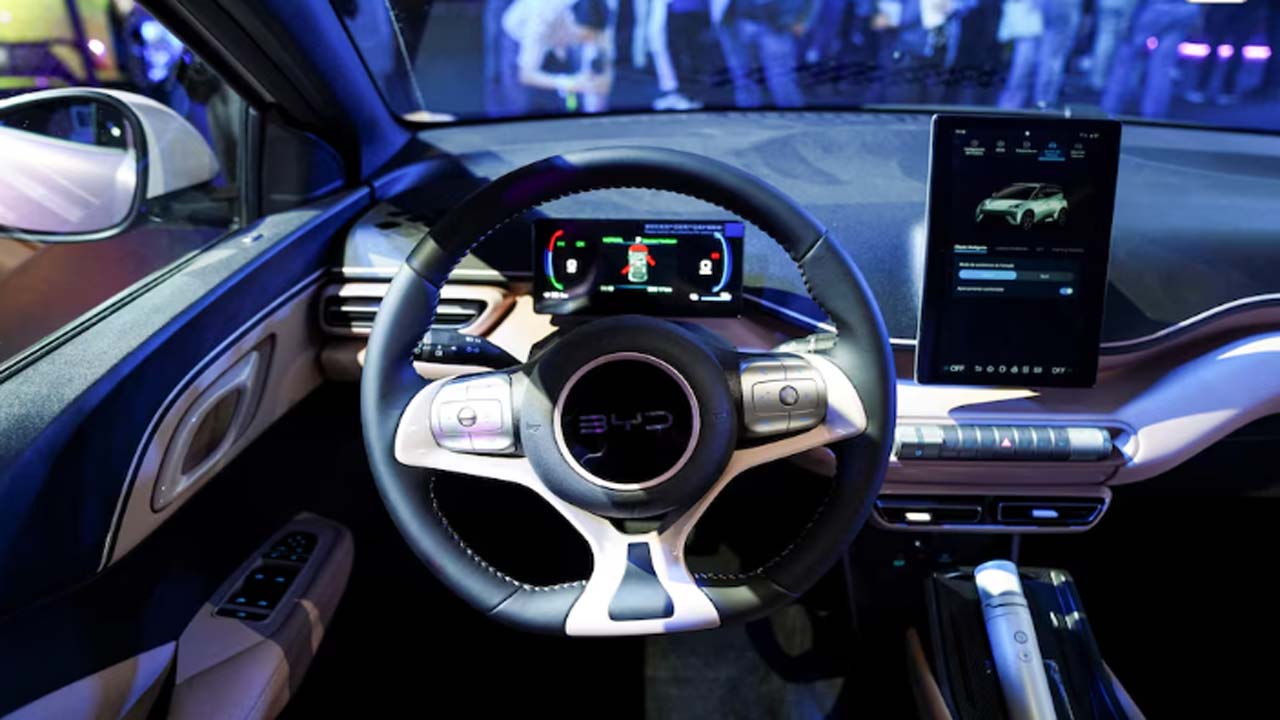 US: అమెరికా కీలన నిర్ణయం.. కార్లలో చైనీస్ సాఫ్ట్‌వేర్ నిషేధించాలని ప్రతిపాదన