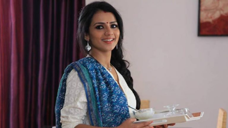 Casting Couch: ఒక సినిమా కోసం ఐదుగురు నిర్మాతలు పడుకోమన్నారు.. హీరోయిన్ సంచలనం