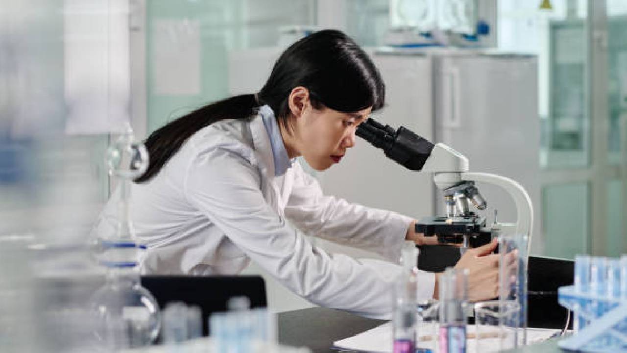 New Virus: చైనాలో మరో భయంకరమైన వైరస్.. మెదడుపై తీవ్ర ప్రభావం..