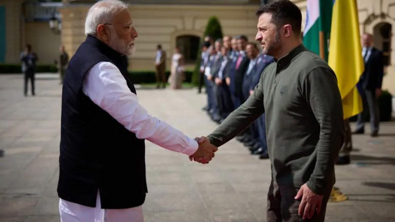 Zelensky: త్వరలోనే భారత్‌కు జెలెన్‌స్కీ.. ప్రపంచ శాంతి స్థాపనపై చర్చ..!