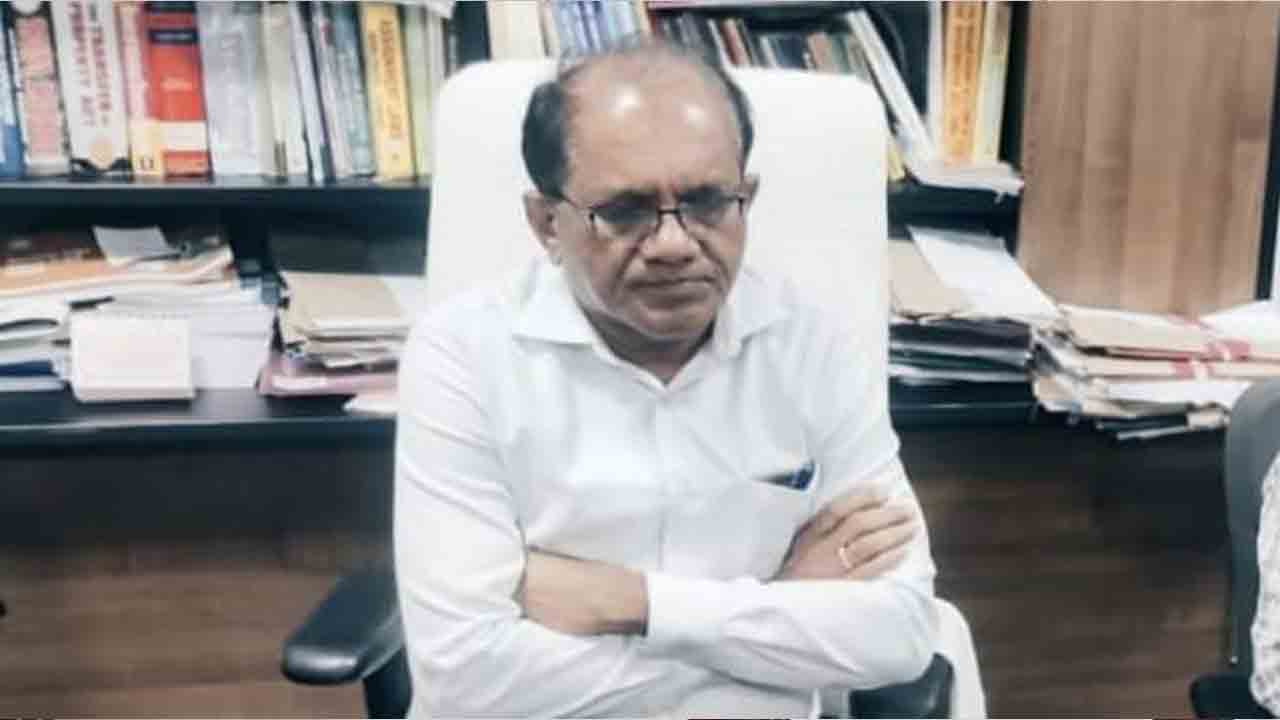 ACB Raids: రంగారెడ్డి అదనపు కలెక్టర్ భూపాల్ రెడ్డి ఇంట్లో ఏసీబీ సోదాలు..