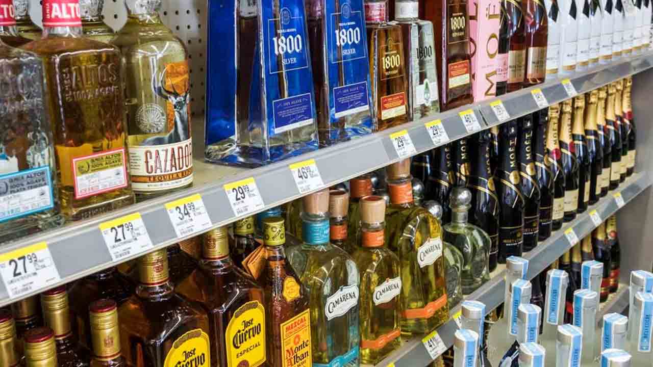 AP Liquor: ఏపీలో జోరుగా మద్యం అమ్మకాలు.. ఇప్పటివరకు ఆదాయం ఎంతంటే?