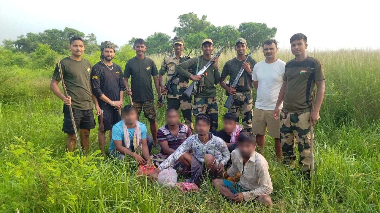 Bangladesh Infiltration: బ్రోకర్‌కి రూ.4 వేల ఇచ్చి భారత్ లోకి చొరబాటు.. సరిహద్దులో ఏం జరుగుతోంది?