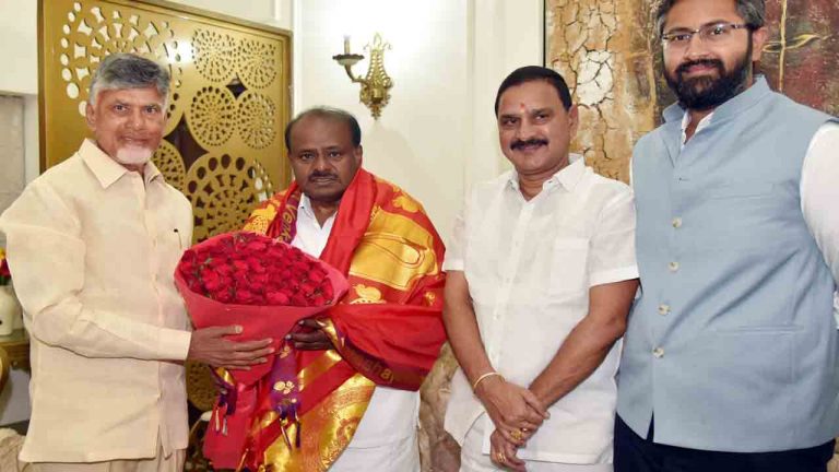 CM Chandrababu: కేంద్ర మంత్రి కుమారస్వామితో సీఎం చంద్రబాబు భేటీ