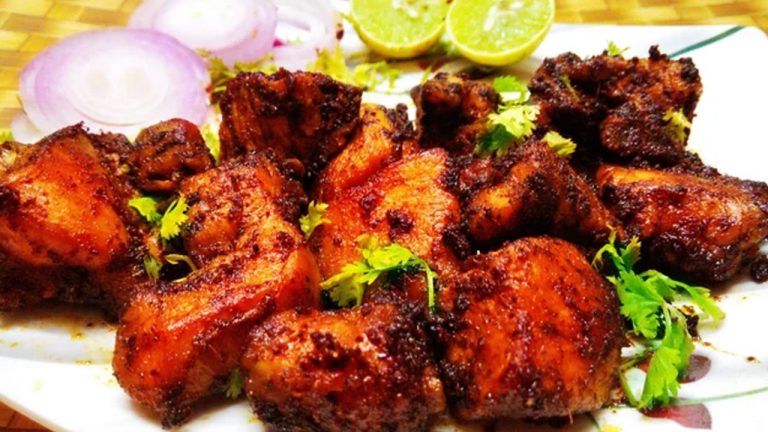 Chicken: వైన్ షాపుల ముందు చికెన్ తింటున్నారా.. తస్మాత్ జాగ్రత్త..!