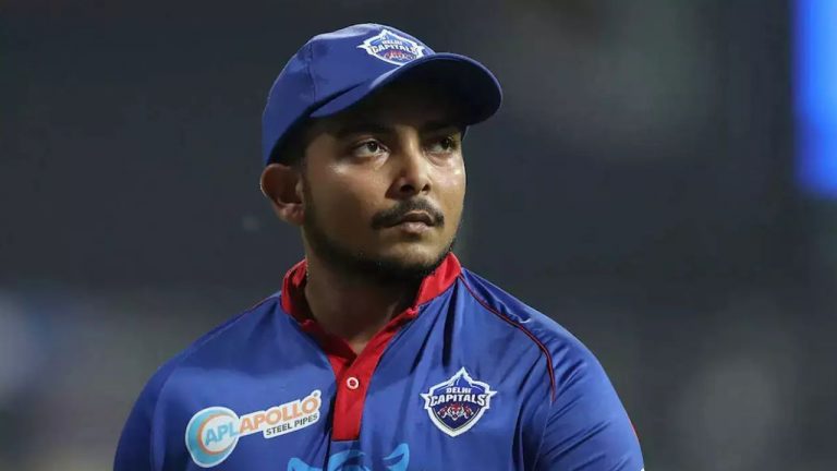 IPL 2025 Auction: పృథ్వీ షాకు షాక్.. ముగ్గురినే రిటైన్ చేసుకున్న ఢిల్లీ!