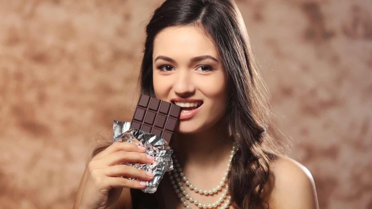 Dark Chocolate: అయ్య బాబోయ్.. డార్క్ చాక్లెట్ తింటే ఇన్ని ఆరోగ్య ప్రయోజనాలా