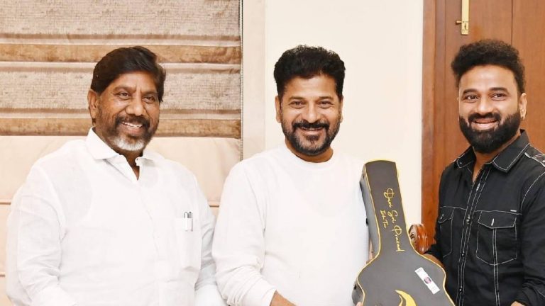 Devi Sri Prasad: సీఏం రేవంత్ రెడ్డిని కలిసిన దేవి శ్రీ ప్రసాద్.. ఎందుకంటే?