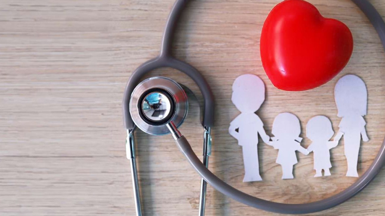 GST: జీవిత, ఆరోగ్య బీమా ప్రీమియంపై జీఎస్టీ మినహాయింపు..!