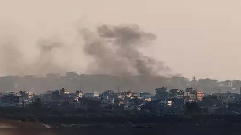 Israel: గాజాలో అపశృతి.. పేలుడు పదార్థం తాకి ఇజ్రాయెల్ టాప్ కమాండర్ మృతి