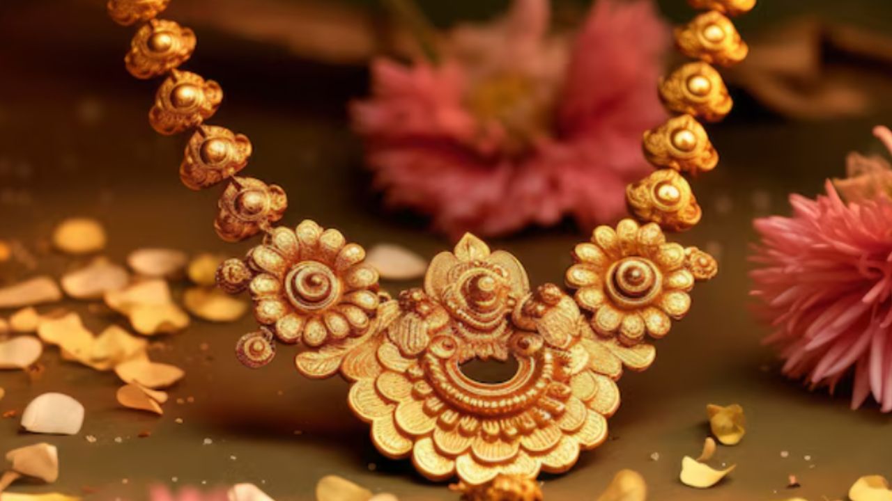 Gold Rate Today: మగువలకు భారీ షాక్.. రూ.87 వేలు దాటిన బంగారం ధర!