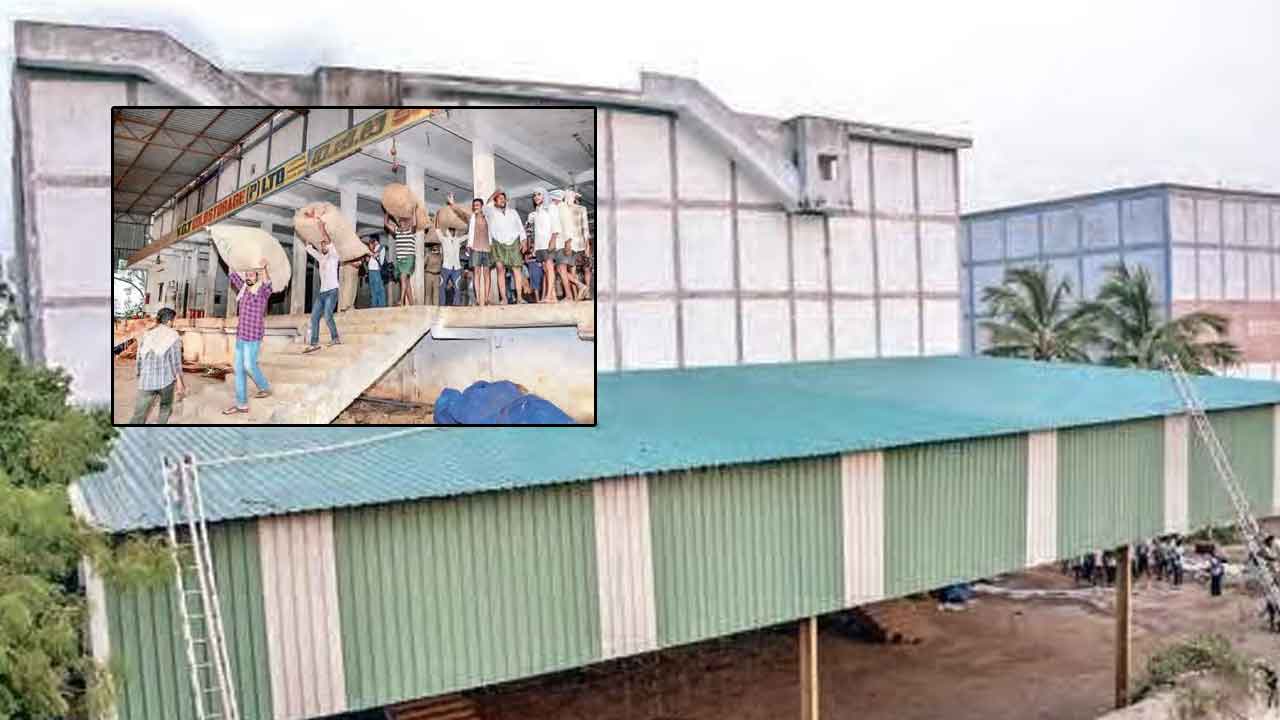 Guntur Mirchi Cold Storage Case: గుంటూరు మిర్చి కోల్డ్ స్టోరేజీలో చీటింగ్‌.. దర్యాప్తు ముమ్మరం..