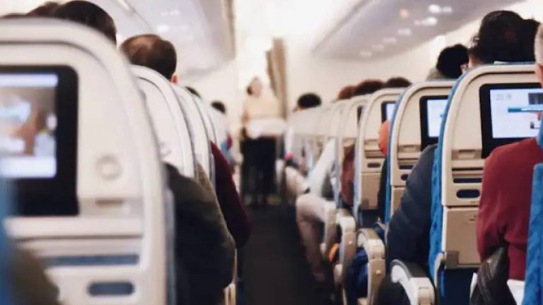 Flight Bomb Threats: విమానాలకు నకిలీ బాంబు బెదిరింపులు.. ‘‘ఎక్స్‌’’పై కేంద్రం ఆగ్రహం..