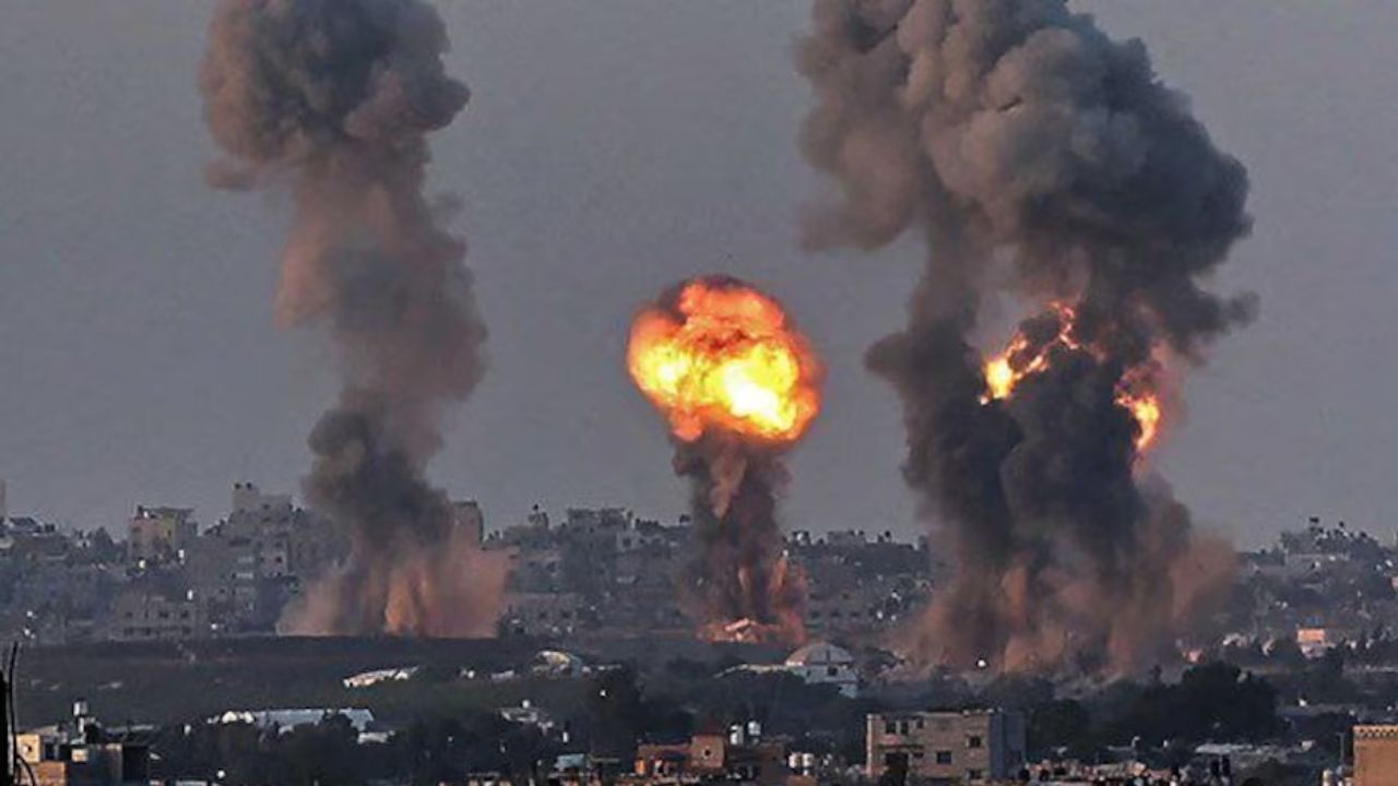 Iran Israel War: హిజ్బుల్లా భూగర్భ కమాండ్ సెంటర్లపై ఇజ్రాయెల్ మెరుపు దాడి.. 50 మంది ఉగ్రవాదులు మృతి