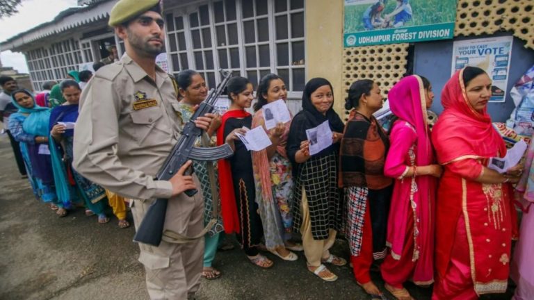 Jammu And Kashmir Polls: తుది దశ పోలింగ్‌ ప్రారంభం.. 40 స్థానాలకు 415 మంది అభ్యర్థులు పోటీ!