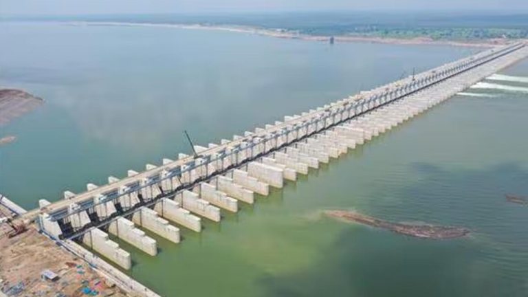 Kaleshwaram Project: సీబీఐ విచారణ జరపండి.. కేంద్ర హోంశాఖకు తెలంగాణ ప్రభుత్వం లేఖ!