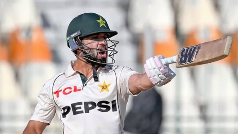 Pakistan: కమ్రాన్ గులామ్ అరంగేట్రం మ్యాచ్‌లోనే సెంచరీ.. బాబర్ అజామ్ పై ట్రోల్స్