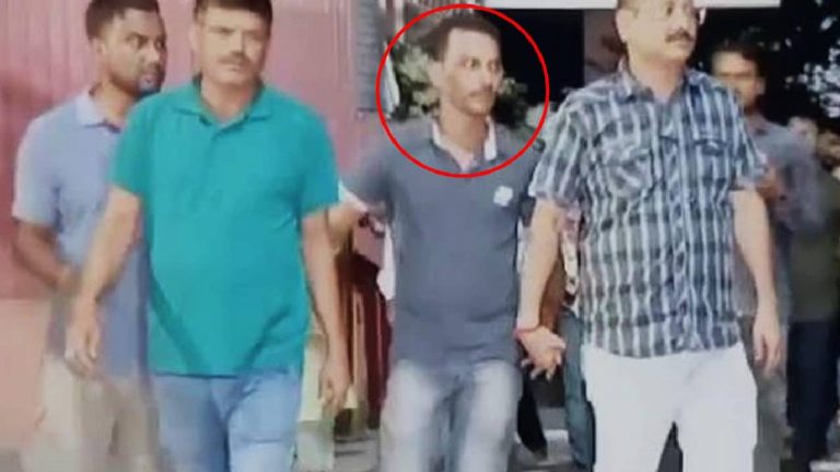 RG Kar Case : నాకు సిగ్గుగా ఉంది… సంజయ్ కి జీవిత ఖైదు పడిన తర్వాత ఇంట్లో బందీ అయిన అతడి తల్లి