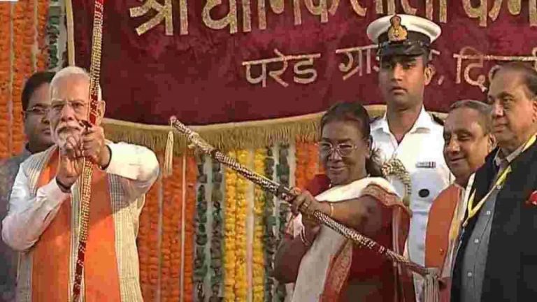 Dussehra celebrations: దసరా వేడుకల్లో పాల్గొన్న మోడీ, ముర్ము, సోనియా, రాహుల్