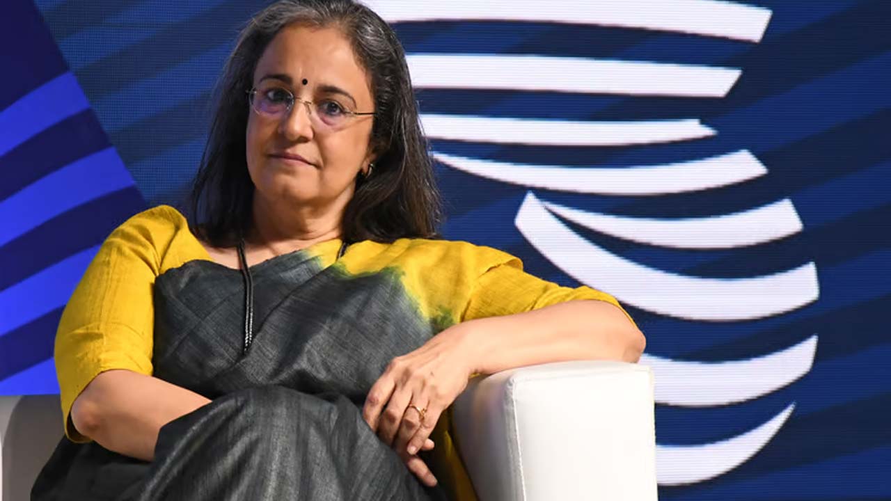 PAC-SEBI: రేపు పీఏసీ ఎదుట హాజరుకానున్న సెబీ చైర్మన్ మాధబి